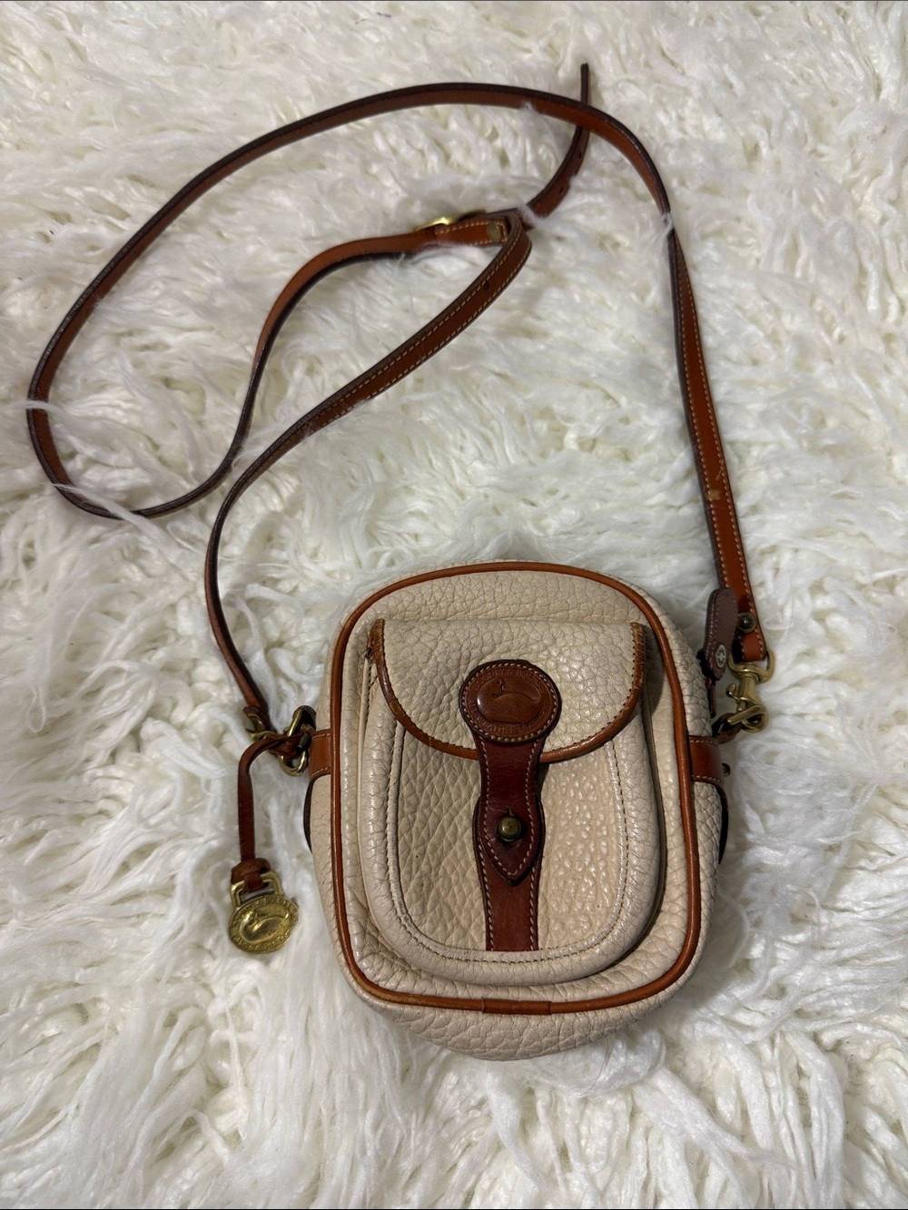 RARE Dooney & Bourke Leather Crossbody Camera Bag - Cream with Brown Trim